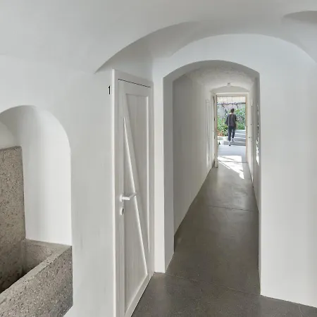 アパート Stilvoll Und Luftig Im Herzen Von リンツ